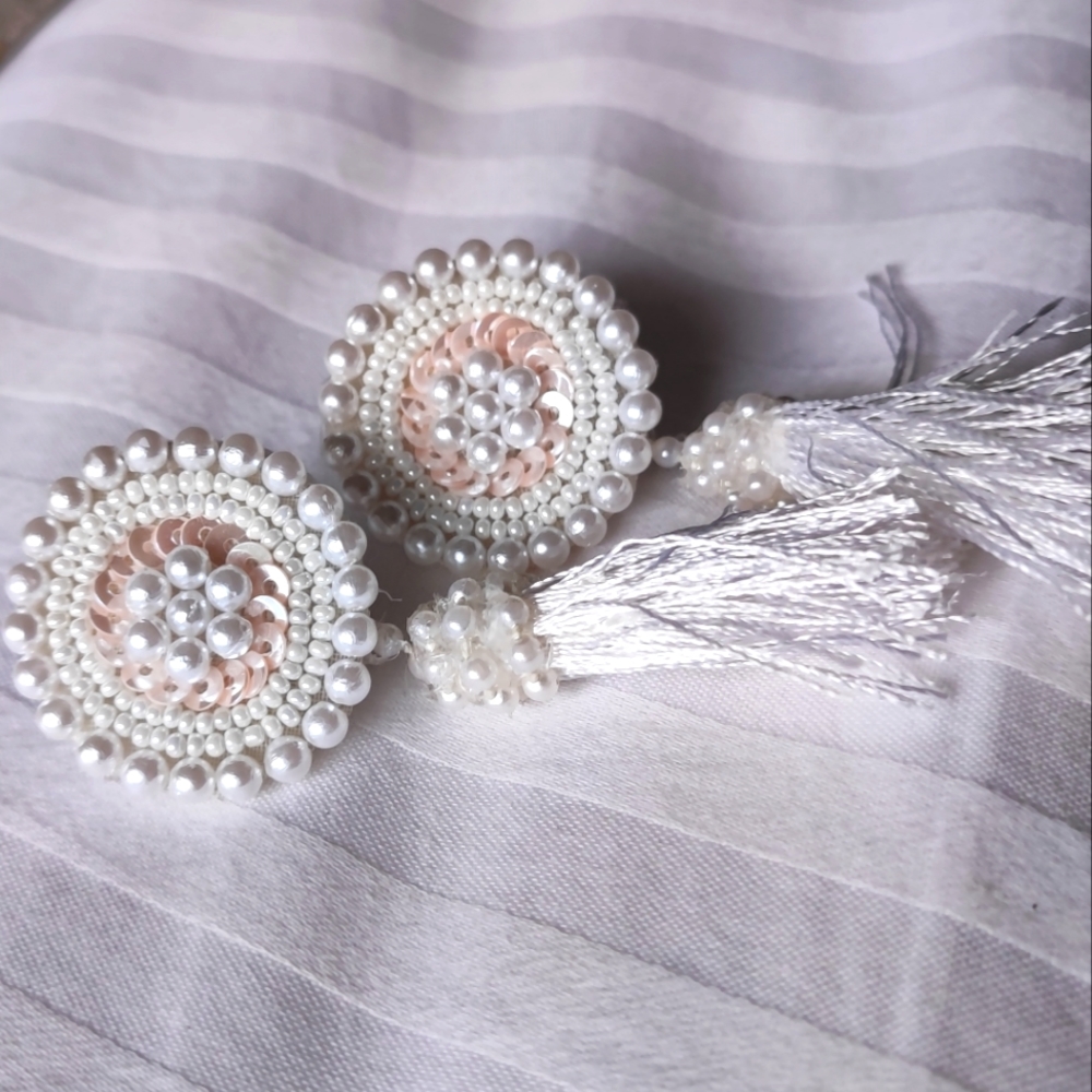 Handmade pearl earrings. - Picture 3 of 3